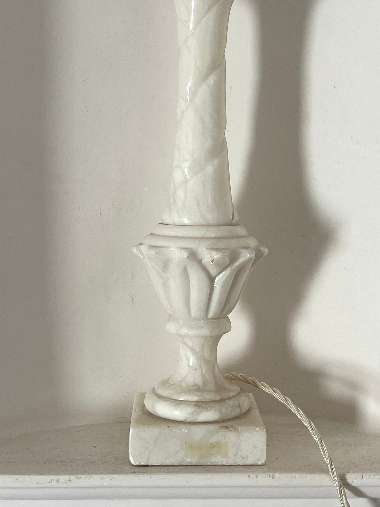 Alabaster Lamp with Leaf Detail